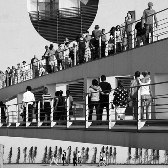 ANNA THIELE - BERLIN. IM REGIERUNGSVIERTEL