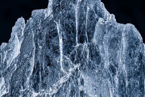 Klotzeck zeigt: „KCEZTOLK  TREBUH . II I VITAGEN“