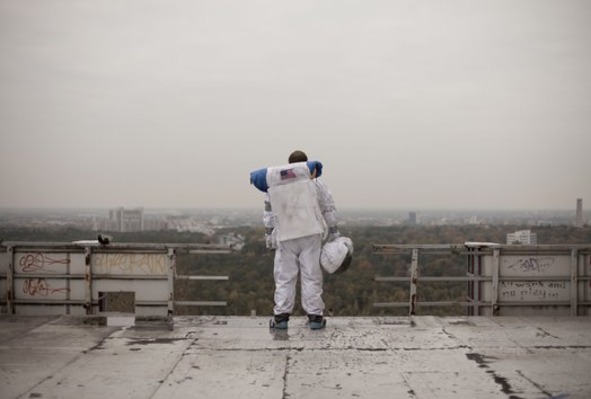 Ikarus und die 384.400 Kilometer