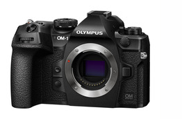 C06_OM-1_BLK_Right