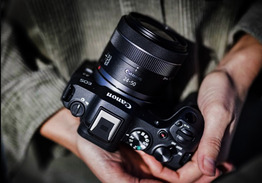 CAnon_EOS r8