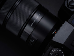 FUJINON XF18-120mmF4 LM PZ WR_key visual 05